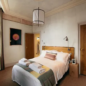 the-culpeper-bedrooms.cambridgehotelsuk.com/